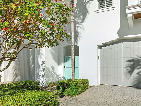 4th image of 1011 Ingraham Ave #B