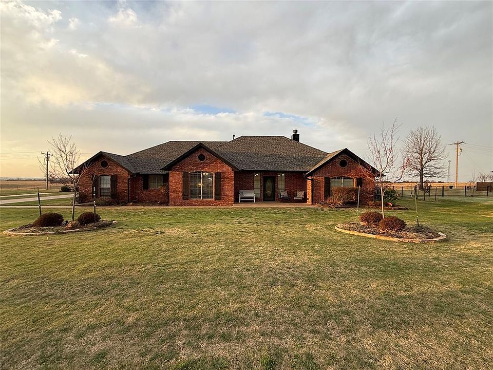 1st image of 4336 W Canyon Rd