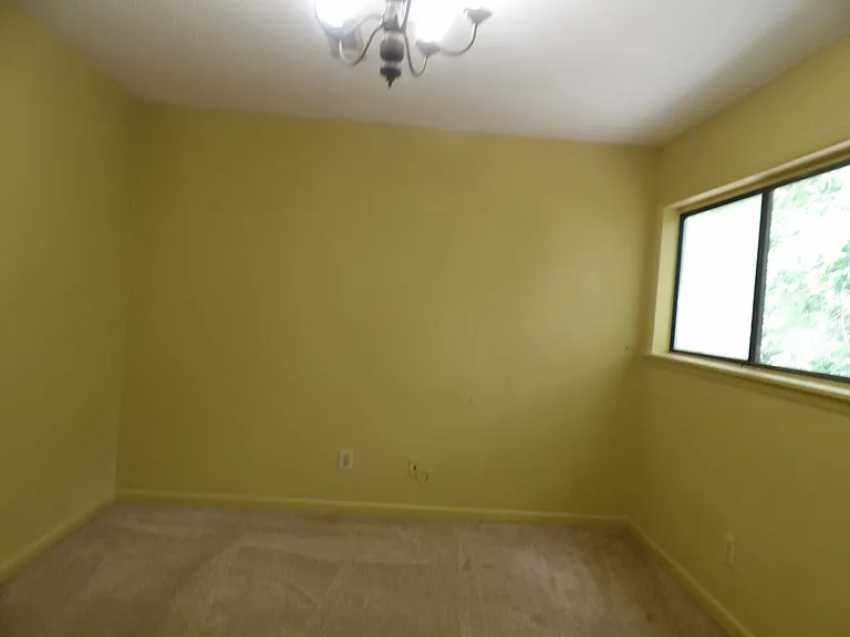 7 Anthony Cir — Photo 4