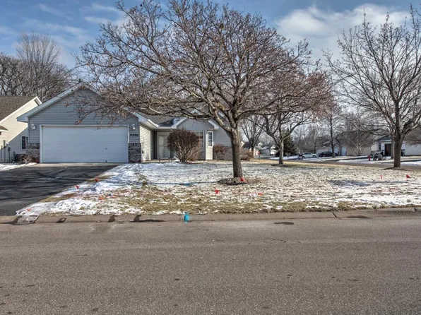 9200 Dunbar Knl N, Brooklyn Park, MN 55443