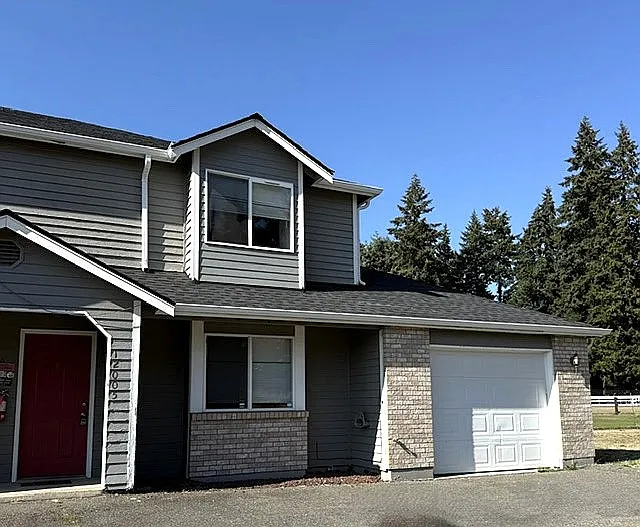 3 bed, 1280 sqft, $2,450 — Photo 2