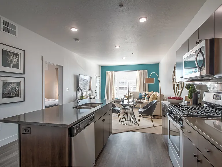 The Bonneville Apartments — Photo 20