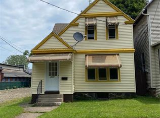 1917 Chestnut St, Erie, PA 16502