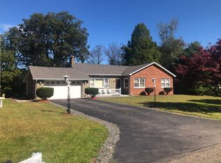 107 Crest Rd, Hazle Township, PA 18202