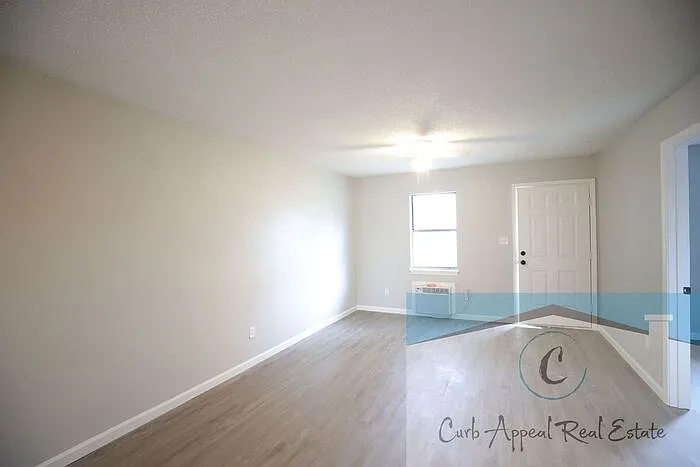 501 Cash Ave #3 — Photo 6