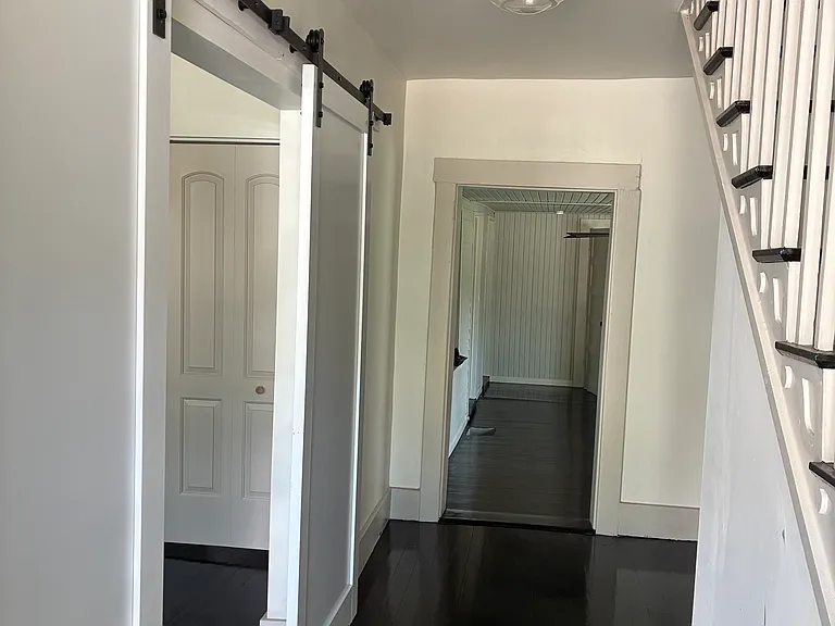 122 S Main St — Photo 22