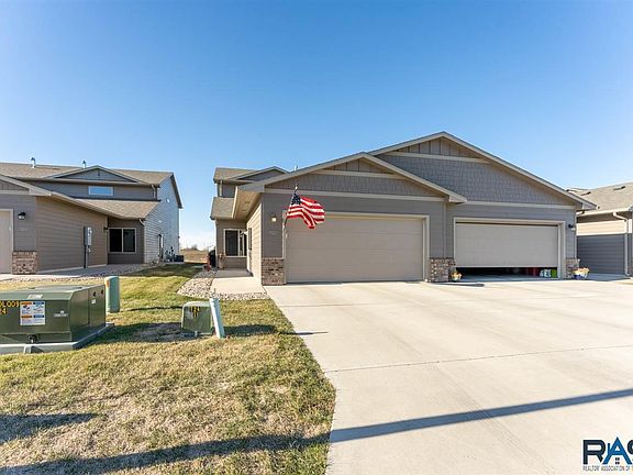 3rd image of 7127 S Bridger Pl