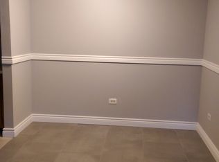 756 Prescott Dr APT 209, Roselle, IL 60172