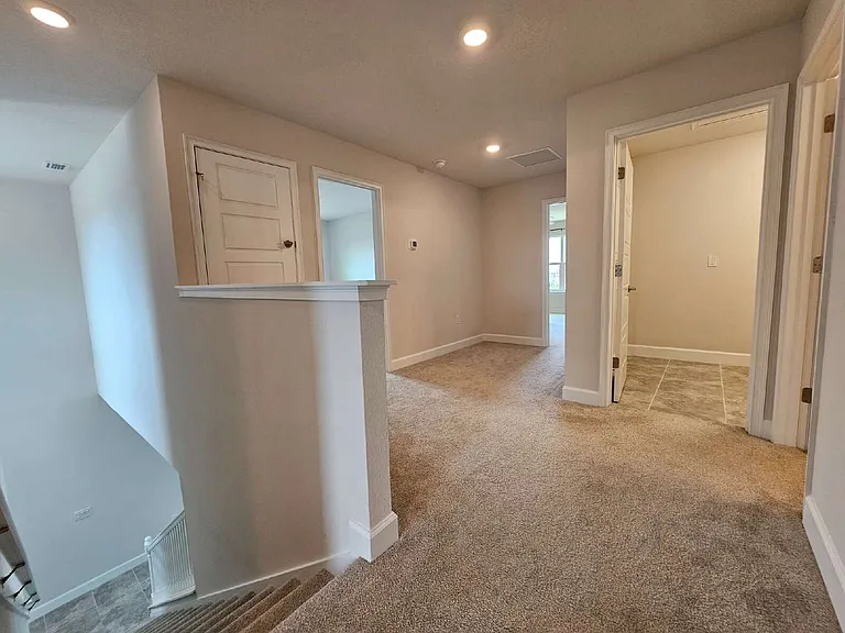 1109 Canfield Cir SE — Photo 23