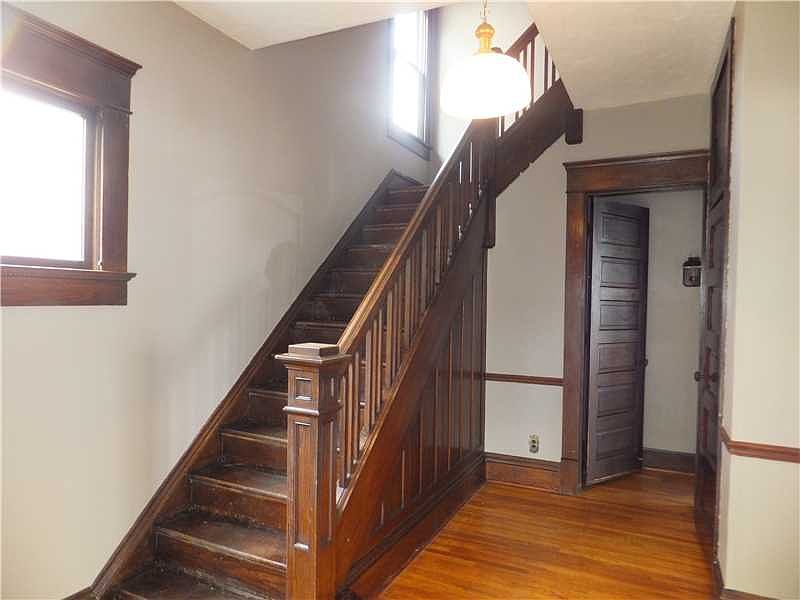1st image of 522 N Broadway St