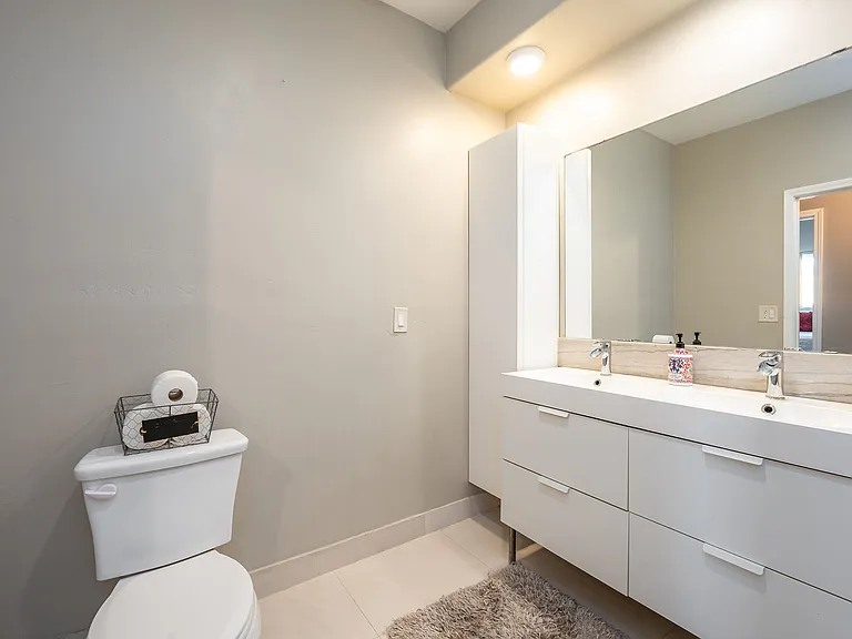 4741 Point Loma Ave #201 — Photo 8
