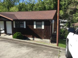10B Chalfant Ln, Morgantown, WV 26505