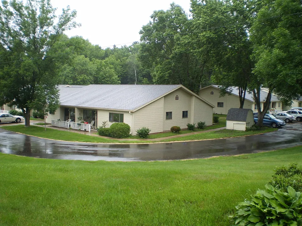 Building Photo 4