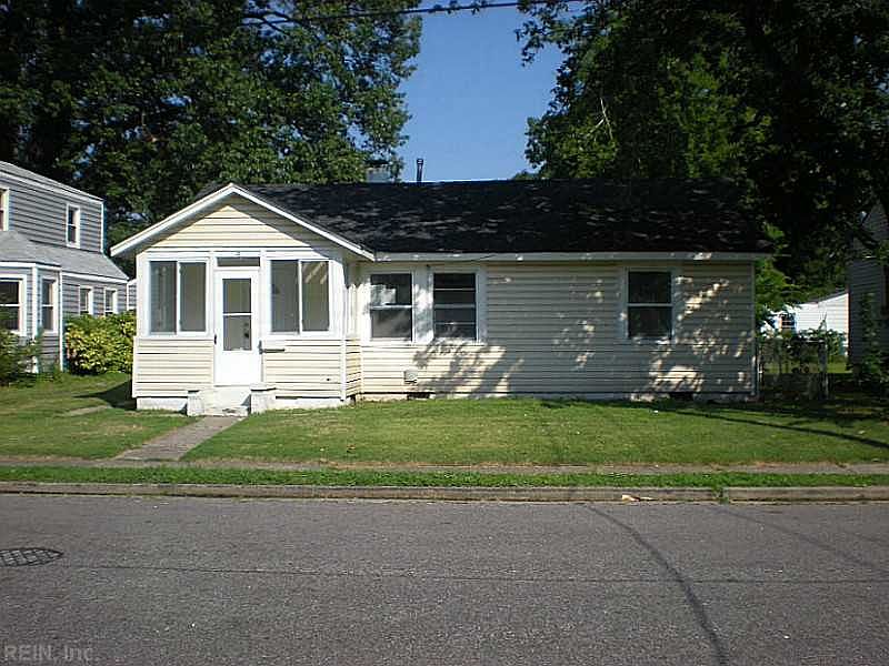 1st image of 9 Jenkins Pl