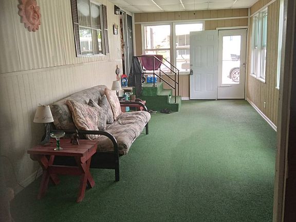 4th image of Jasper Ln #443