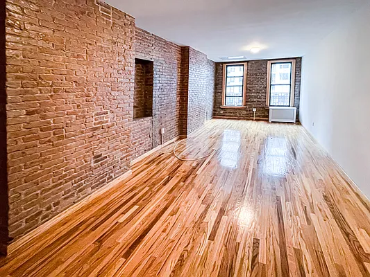 Rented by Array Property Group LLC  | media 12