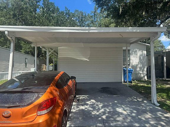 2nd image of 223 Fiji Palm Ln
