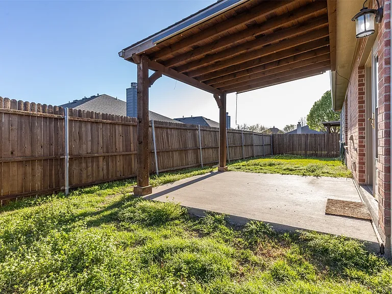 504 Teal Ln — Photo 24