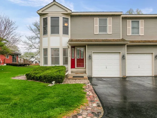 34415 N Saddle Ln, Gurnee, IL 60031