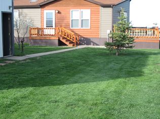 318 Goose Pass Rd, Pierre, SD 57501