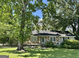 107 Whippoorwill Dr, Warner Robins, GA 31088