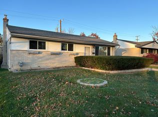 33002 Avondale St, Westland, MI 48186