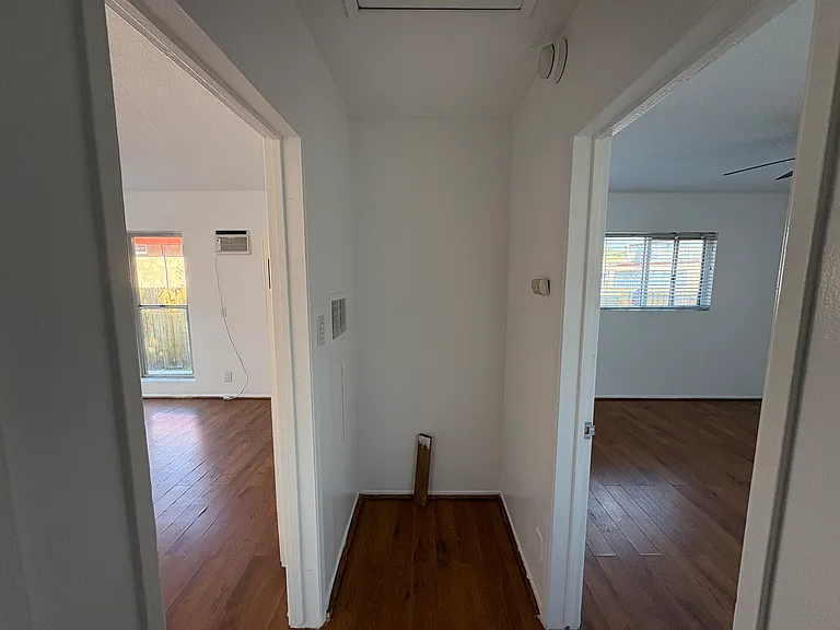 1627 W 226th St — Photo 12