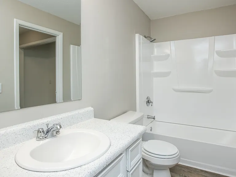 Arborgate Apartment Homes — Photo 14