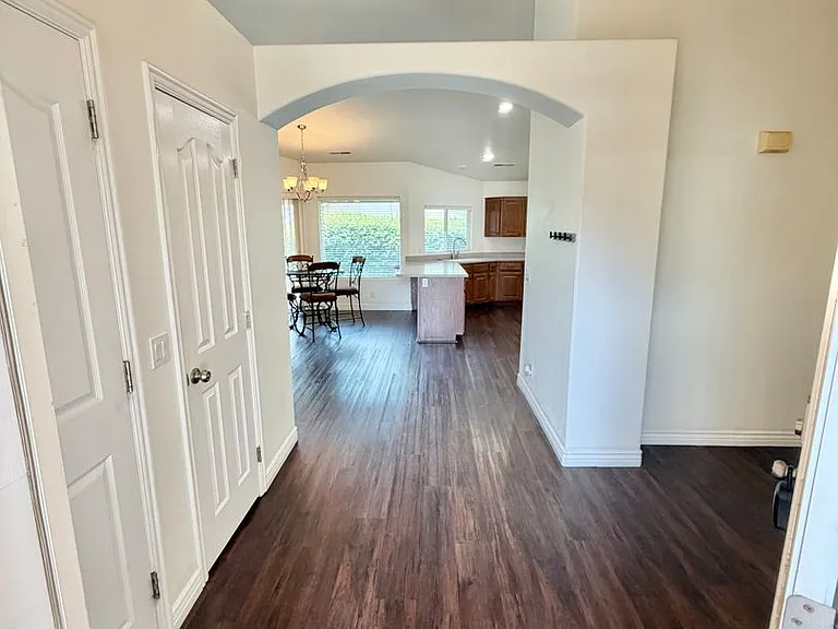 187 N Westridge Dr #143 — Photo 4
