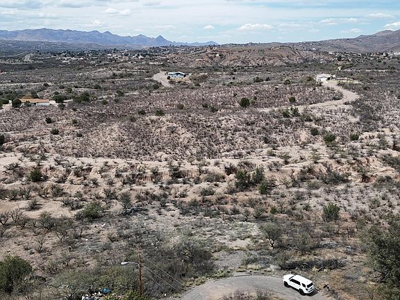 2nd image of 1026 Hilo Ct #17