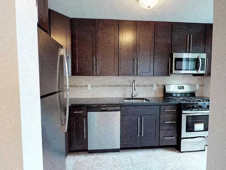 55 North Mountain Avenue Apartments — Photo 17
