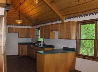 W6472 Robin Ln, Tomahawk, WI 54487
