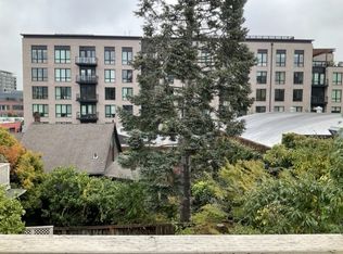 1524 NW 23rd Ave #301, Portland, OR 97210