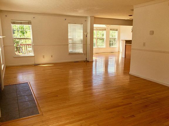 3rd image of 411 Apalachee Dr