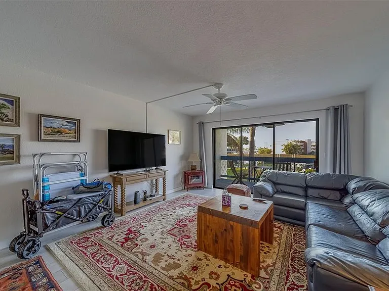 11650 Capri Cir S #105 — Photo 17