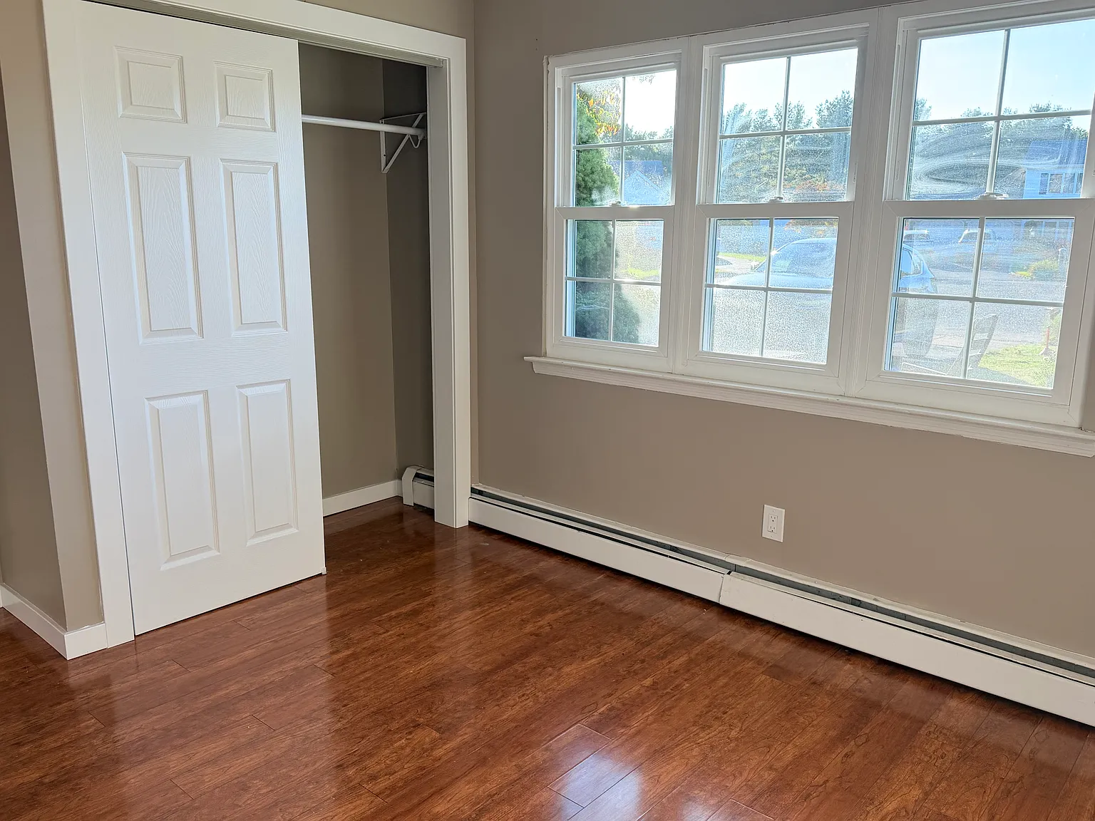 1 bed, 400 sqft, $2,500 — Photo 4