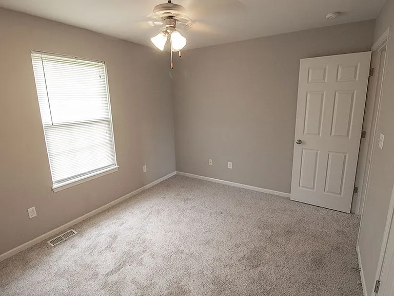 4006 Snowy Owl Dr — Photo 25
