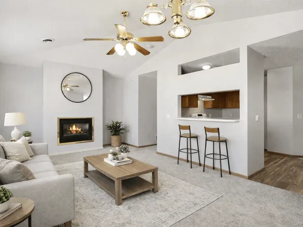 13179 Murdock Ter, Eden Prairie, MN 55347