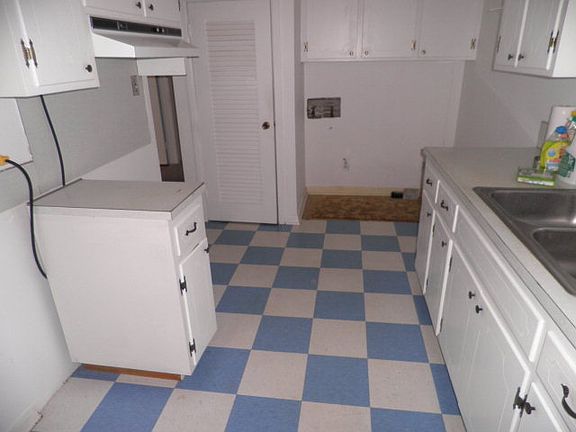 3rd image of 312 Herron St