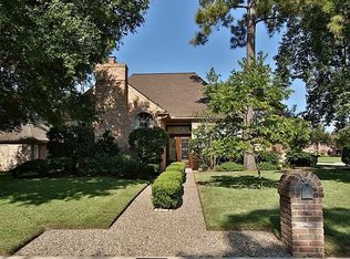 15702 Pebble Bend Dr, Houston, TX 77068