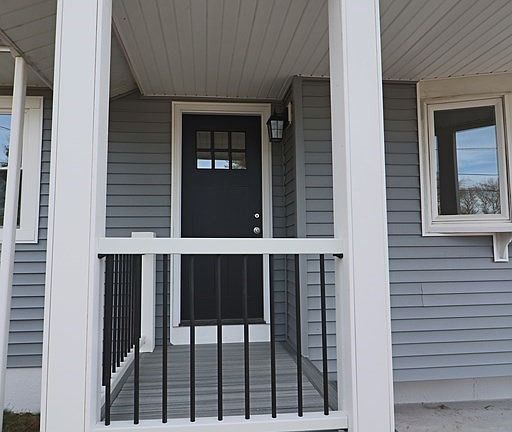 3rd image of 12 Evelina Dr