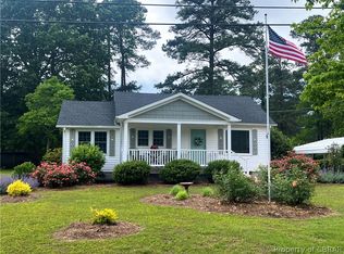 1438 Lafayette Rd, Gloucester Point, VA 23062