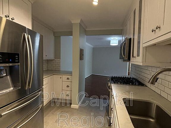 5th image of 4620 N Park Ave APT 207E
