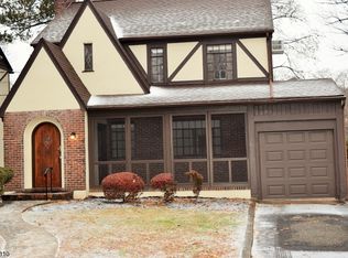 71 Greenwood Dr, Millburn, NJ 07041