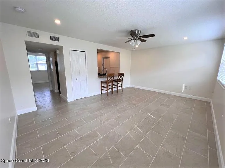 8401 N Atlantic Ave #B15 — Photo 2