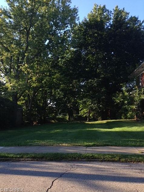 1st image of 555 Nold Ave