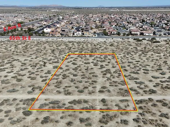 65th St E, Palmdale, CA 93552