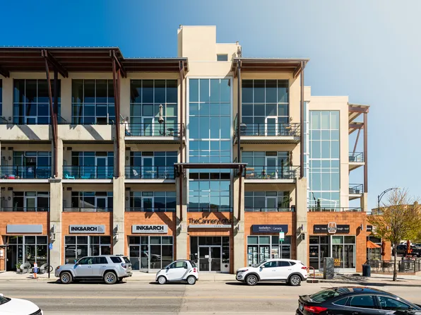 1289 Ellis St Unit 312, Kelowna, BC V1Y 9X6