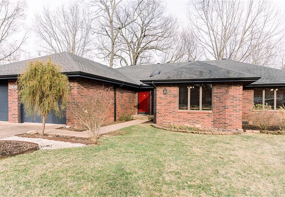 1st image of 2504 NW Turner Dr