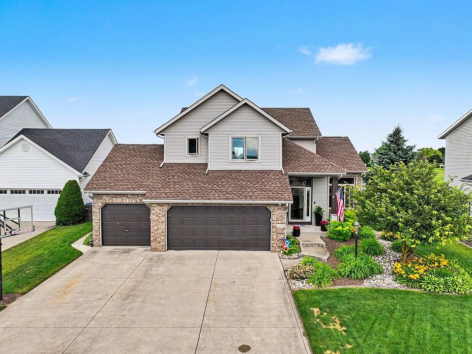 1st image of 1479 Golf View Dr